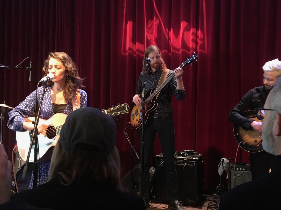 dc69ec9f-8cd5-4aae-b24c-bfcff773c42a